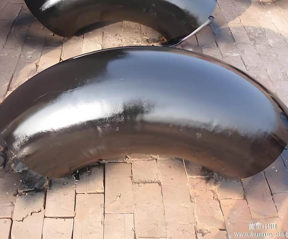 如何選擇可靠的無縫熱壓彎頭生產(chǎn)廠家，以確保產(chǎn)品質(zhì)量與交貨期？